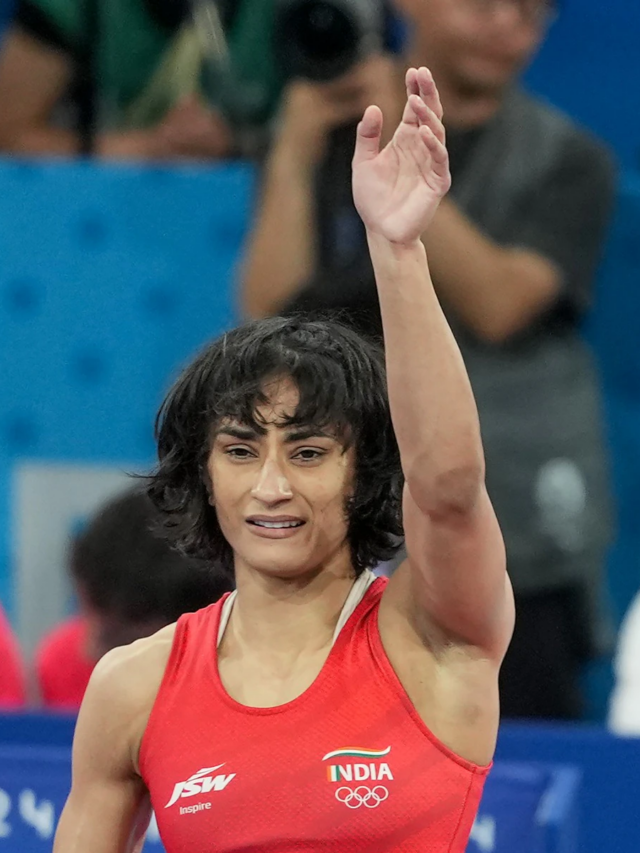 लाखों रुपये, जमीन…. Vinesh Phogat को क्या-क्या मिला?